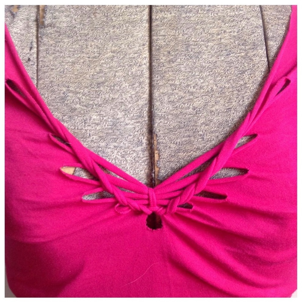 Custom cut macrame top - Picture 15 of 16